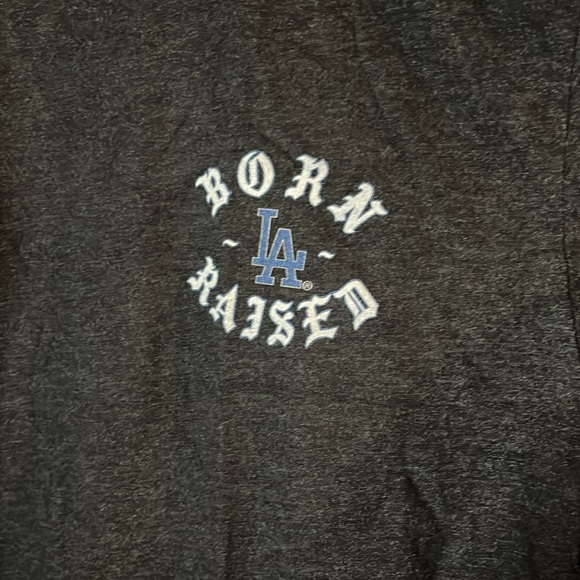 Born X Raised Dodgers World Series 2020 shirt - Picture 4 of 6